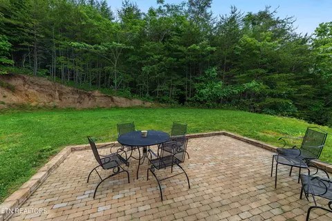 Exterior - 4914 Circle Rd, Corryton, TN 37721 photo 3 of 5