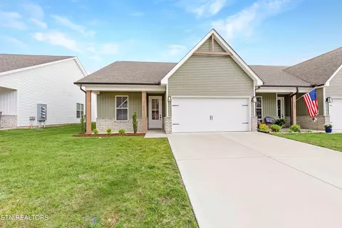 142 Elise Way, Lenoir City, TN 37771