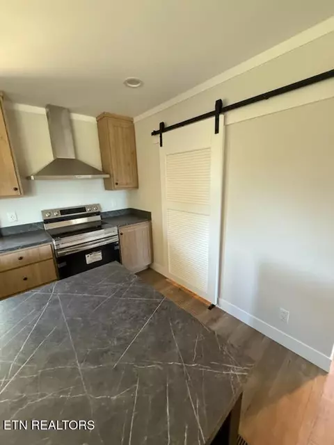 Kitchen - 7922 Harmon Rd, Powell, TN 37849 photo 1 of 1