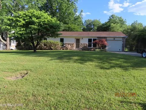 5820 Rockwood Ln, Knoxville, TN 37921