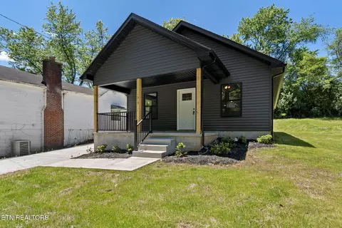 1219 NW Dakota Ave, Knoxville, TN 37921