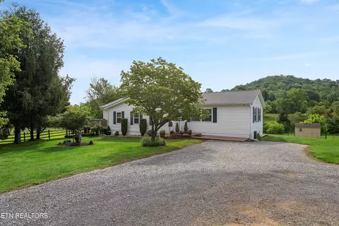 1236 Blockhouse Rd, Maryville, TN 37803