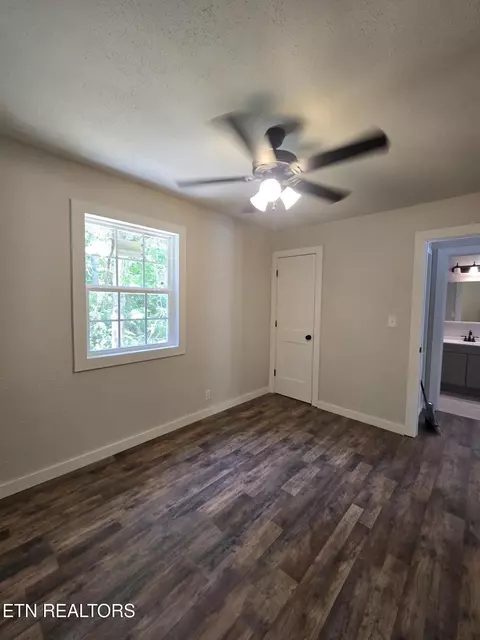 Bedroom - 678 Skyline Dr, Oneida, TN 37841 photo 7 of 7