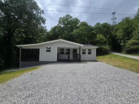 678 Skyline Dr, Oneida, TN 37841