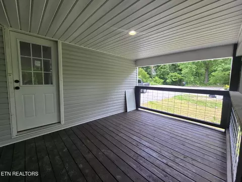 Exterior - 678 Skyline Dr, Oneida, TN 37841 photo 1 of 13