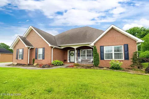 1625 Linden Hall Dr, Alcoa, TN 37701