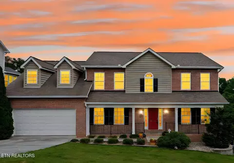 1820 Falling Waters Rd, Knoxville, TN 37922