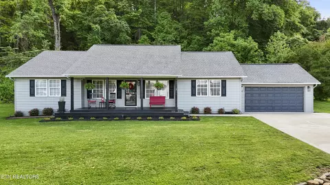 134 Jordan Dr, Caryville, TN 37714