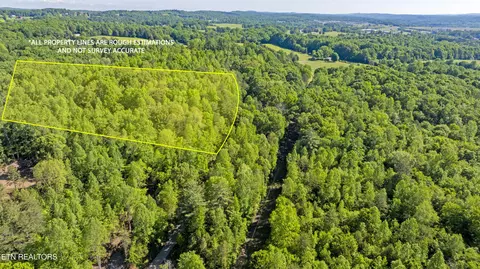 7 County Road 121, Athens, TN 37303