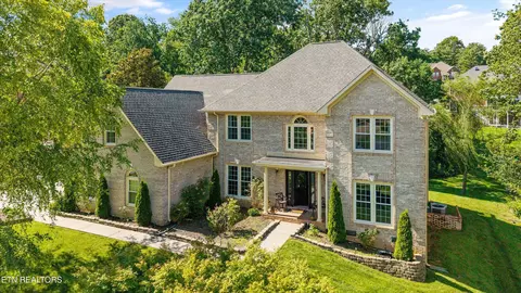 415 Treyburn Dr, Knoxville, TN 37934