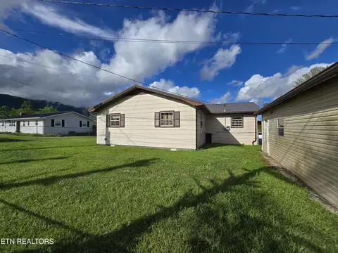 288 Machine Branch Rd, Ewing, VA 24248 photo 32