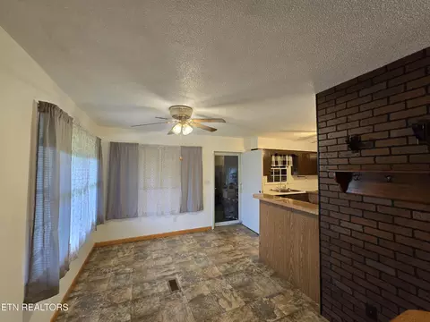 288 Machine Branch Rd, Ewing, VA 24248 photo 9