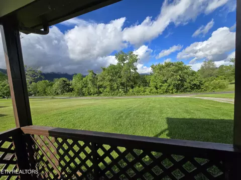 288 Machine Branch Rd, Ewing, VA 24248 photo 5