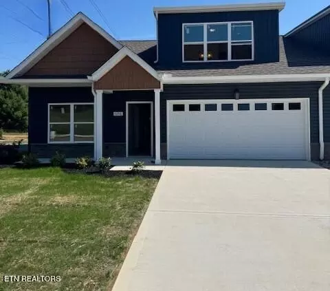 7358 Whispering Creek Ln, Powell, TN 37849