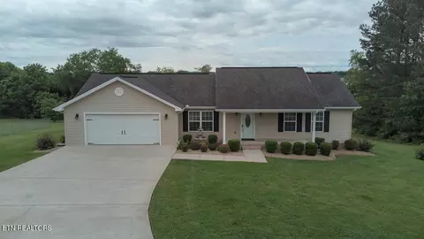 5586 Thompsie Dr, Russellville, TN 37860