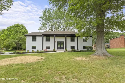 901 Tampa Rd, Knoxville, TN 37923