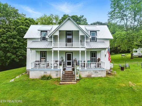 7594 Lower East Valley Rd, Pikeville, TN 37367