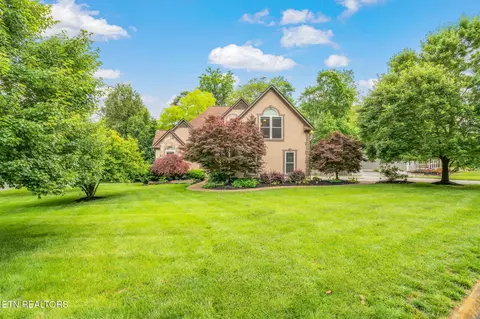 1728 Natalie Nehs Dr, Knoxville, TN 37931
