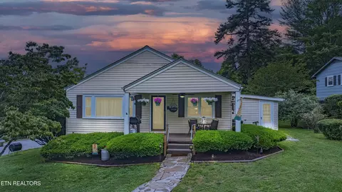 229 Pierce Hill St, Spring City, TN 37381