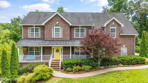 1525 Dogwood Cove Ln, Knoxville, TN 37919