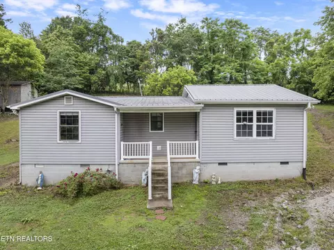1351 Bethlehem Rd, La Follette, TN 37766