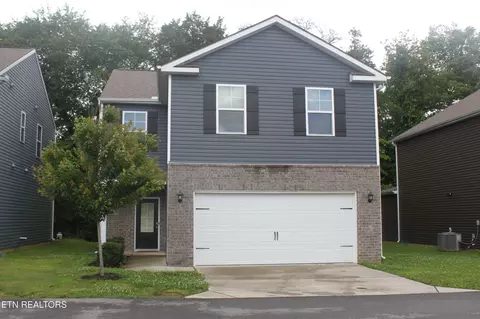 4 Heritage Ct, Clinton, TN 37716