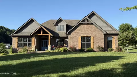 708 Hales Chapel Rd, Johnson City, TN 37615