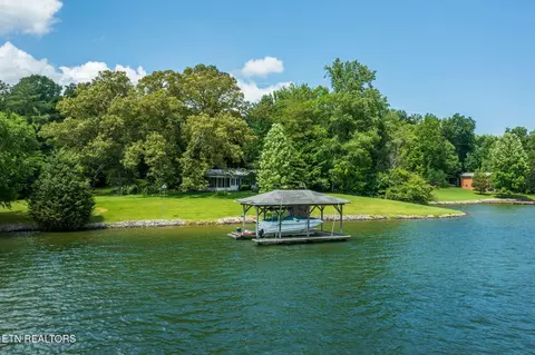 592 Eagle Point Dr, Rockwood, TN 37854