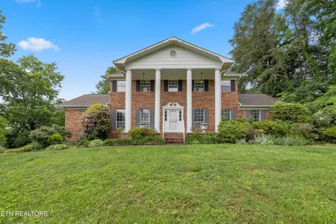 10628 Sandpiper Ln, Knoxville, TN 37922