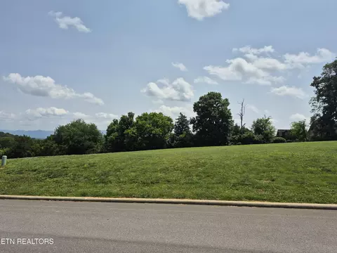 0 Fairway Dr #17, Dandridge, TN 37725