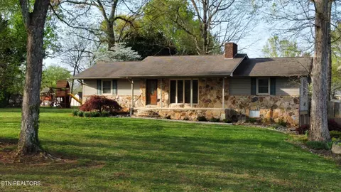111 Tango Drive Dr, Madisonville, TN 37354