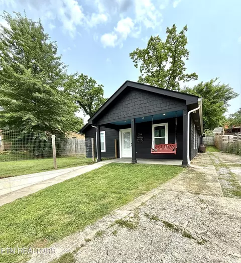 304 Douglas Ave, Knoxville, TN 37921