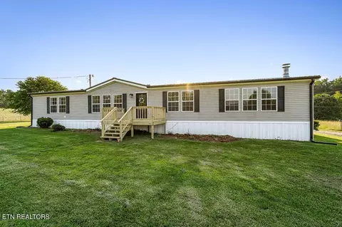 190 Clearview Ln, Cookeville, TN 38501