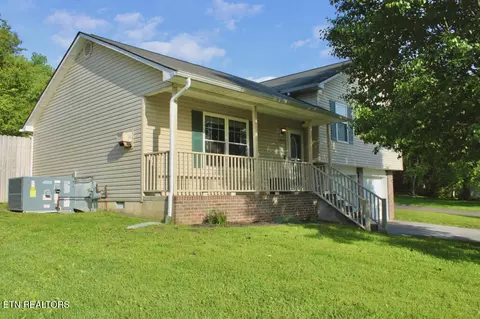 4252 Saint Lucia Ln, Knoxville, TN 37921