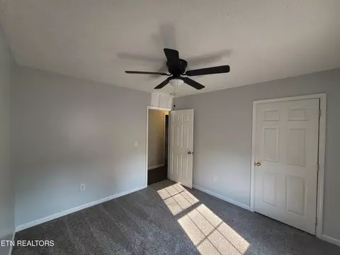 Bedroom - 4121 Briggs Loop, Kodak, TN 37764 photo 4 of 7