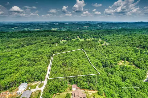 Chilly Springs Road, Maryville, TN 37803