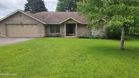 760 Gates Ln, Kodak, TN 37764