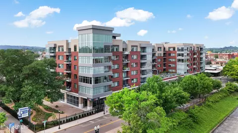 333 W Depot Ave #205, Knoxville, TN 37917