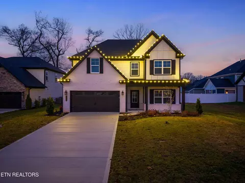 1309 Fort Craig Tr, Maryville, TN 37803