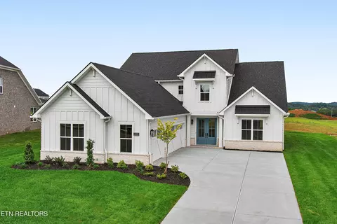 1372 Wagon Hitch Rd, Knoxville, TN 37934