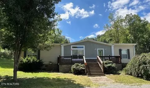 517 Collins Rd, Jonesville, VA 24263