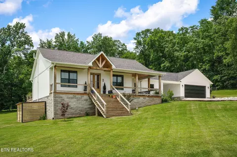Exterior - 17124 Old Kentucky Rd, Walling, TN 38587 photo 9 of 17