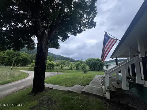 151 Davis Rd, Sneedville, TN 37869