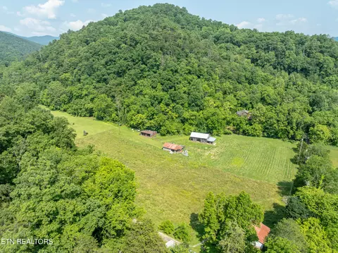 468 Rudd Rd, Townsend, TN 37882