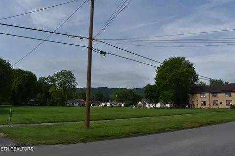 321 Chester Ave, Middlesboro, KY 40965