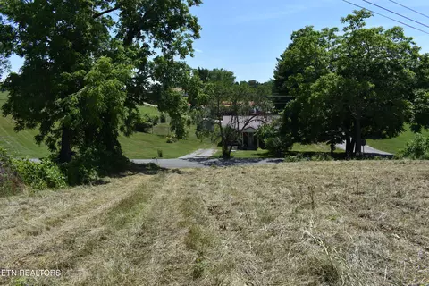 417 River Rd, Harrogate, TN 37752 photo 2