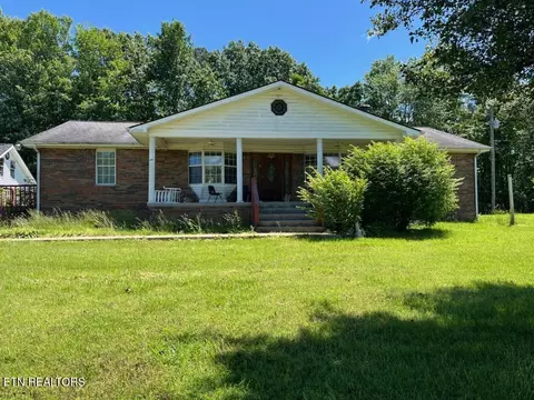 165 Bud Hatmaker Ln, La Follette, TN 37766