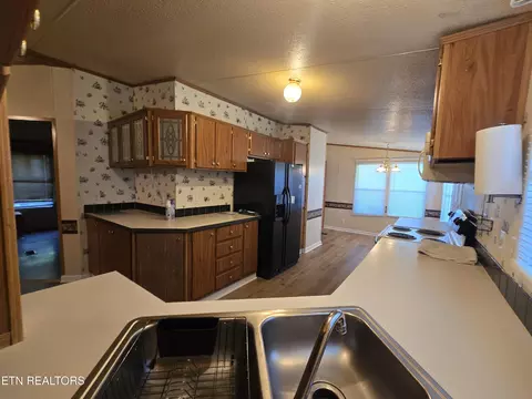 Kitchen - 417 Ely Town Rd, Dryden, VA 24243 photo 2 of 3