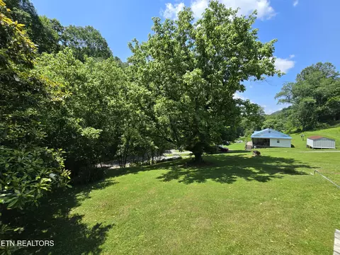 Exterior - 417 Ely Town Rd, Dryden, VA 24243 photo 9 of 9