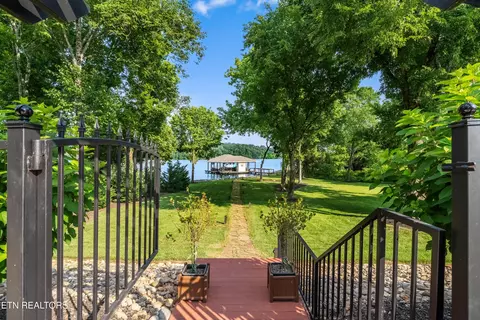 Exterior - 140 Chickadee Cir, Vonore, TN 37885 photo 10 of 15